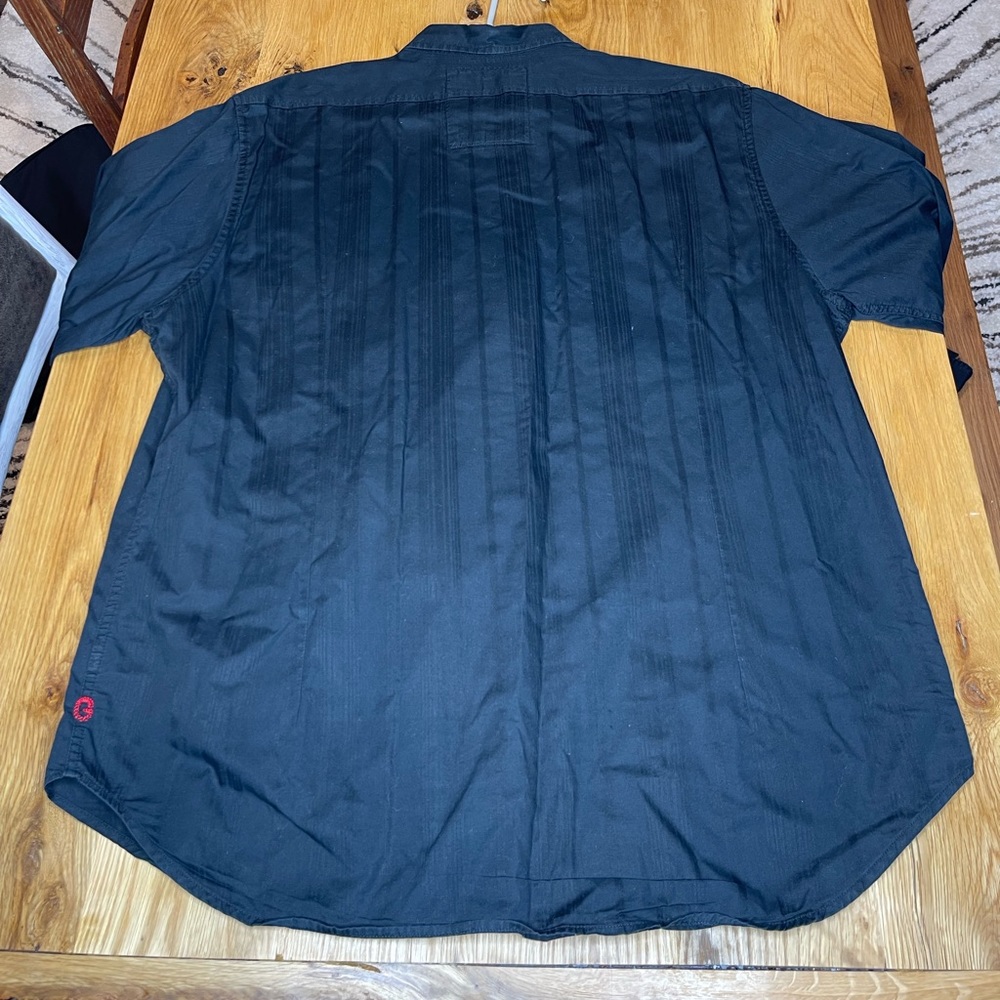Guess Button down - Picture 2 of 3